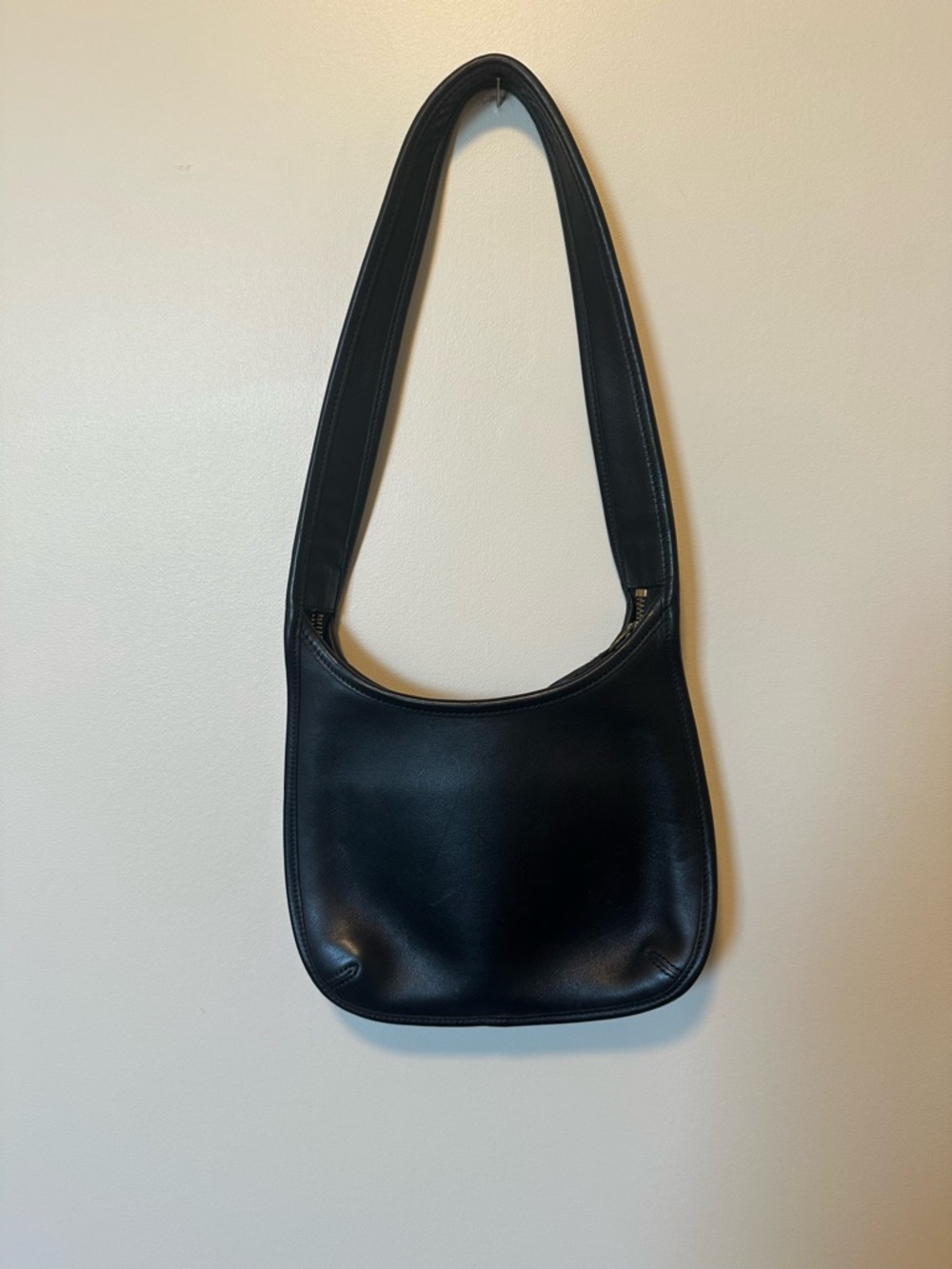 Coach Black Leather Vintage Mini Ergo - Picture 6 of 11